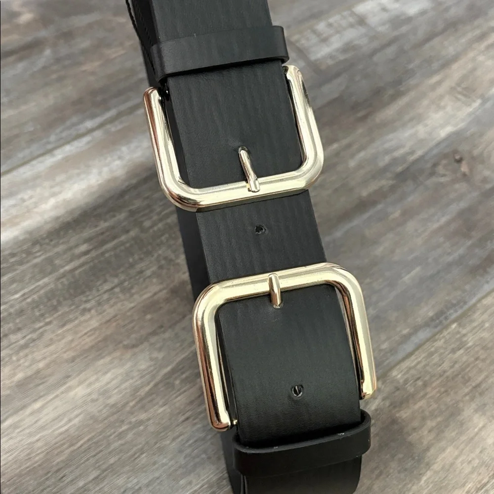 Double Buckle Belt Black and Gold Size Small NEW